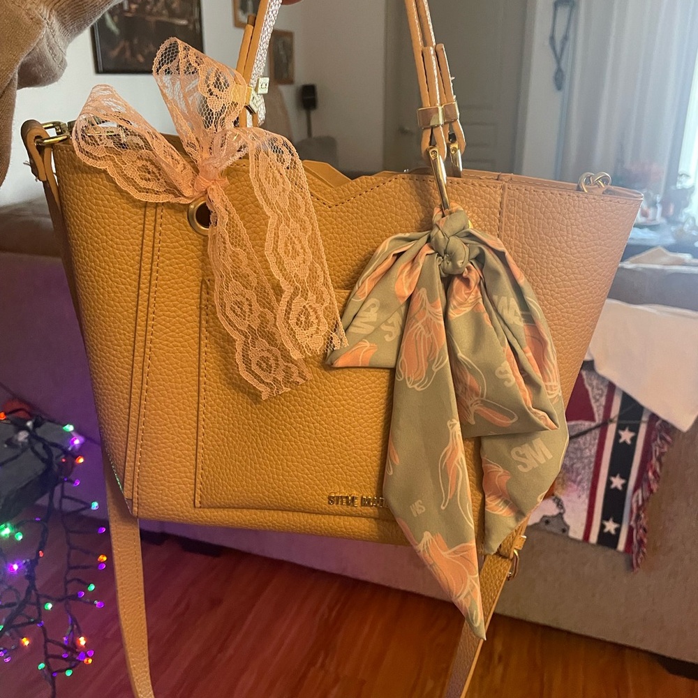 Steve Madden- Satchel/Crossbody